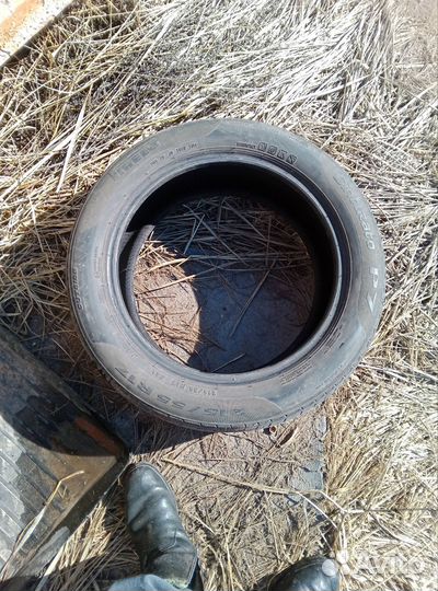 Pirelli Carrier 215/55 R17