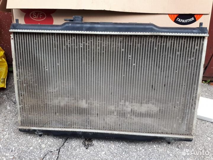 Радиатор на Хонду CR-V