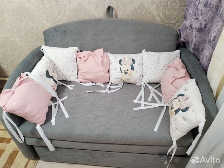 Бортики в детскую кроватку для девочки