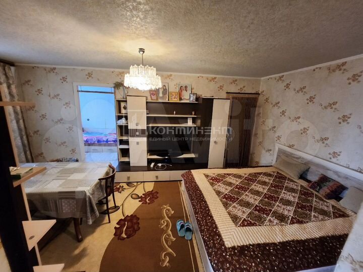 2-к. квартира, 42 м², 3/5 эт.