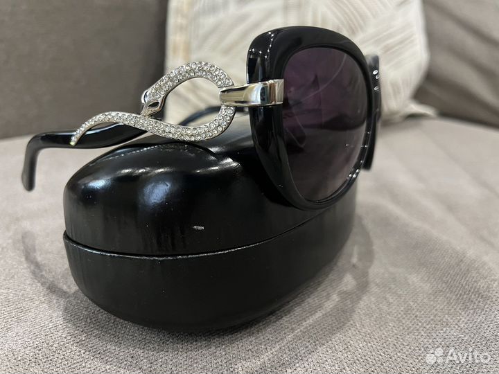 Солнцезащитные очки roberto cavalli