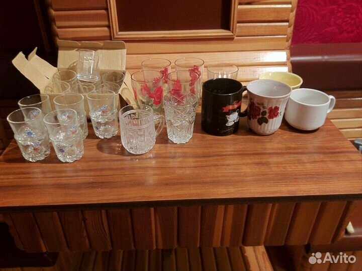 Продам посуду, тарелки, кружки, рюмки, вилки и т.д