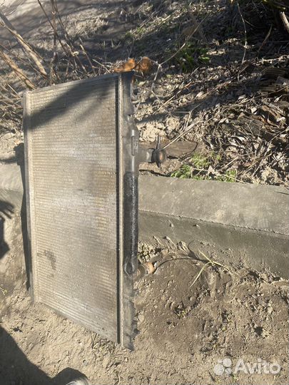 Радиатор Тоета камри 30