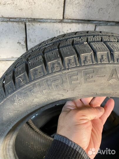 Pirelli Ice 205/60 R16 94W