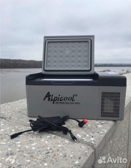 Автохолодильник новый