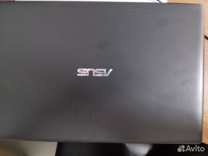 Ноутбук Asus x551c