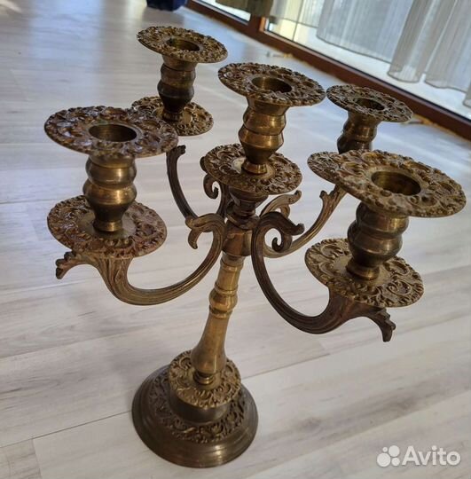 Бронзовый подсвечник