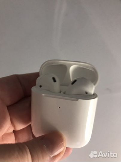 Беспроводные наушники apple, б/у