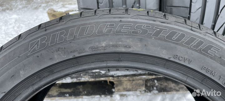 Bridgestone Potenza RE050A 235/45 R18