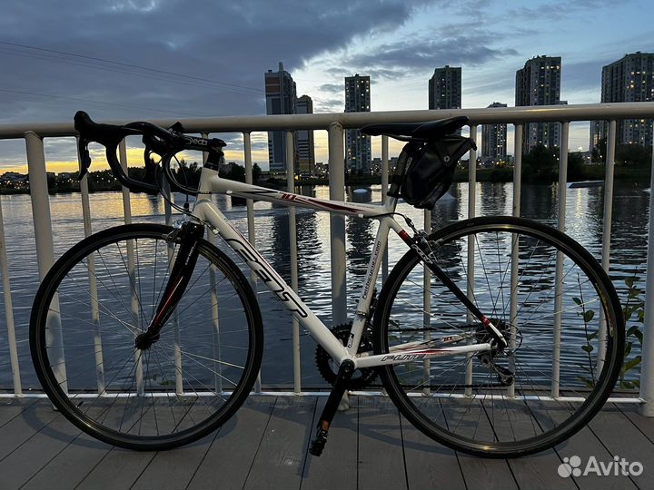 Шоссейный велосипед Felt на Dura Ace 7900