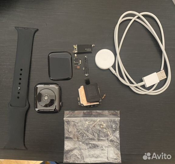 Часы apple watch se 44 mm