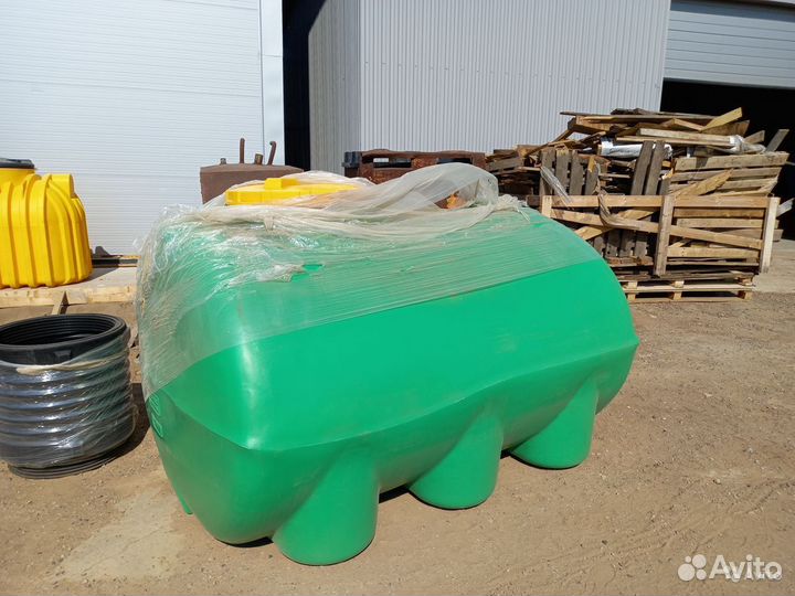 Емкости для воды 3000л