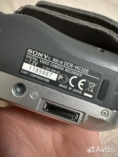 Sony handycam dcr-hc32e