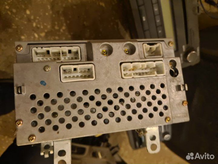 Магнитола Toyota Corolla E120