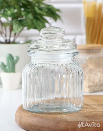 Банка для хранения сыпучих продуктов