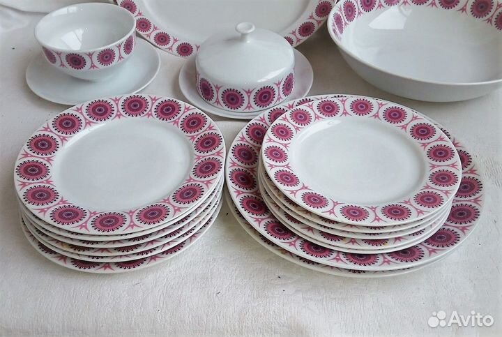 Чешский фарфор обеденный сервиз эффектный рисунок