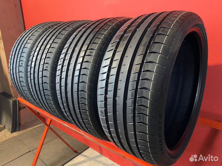 Triangle EffeXSport TH202 255/35 R20 97Y