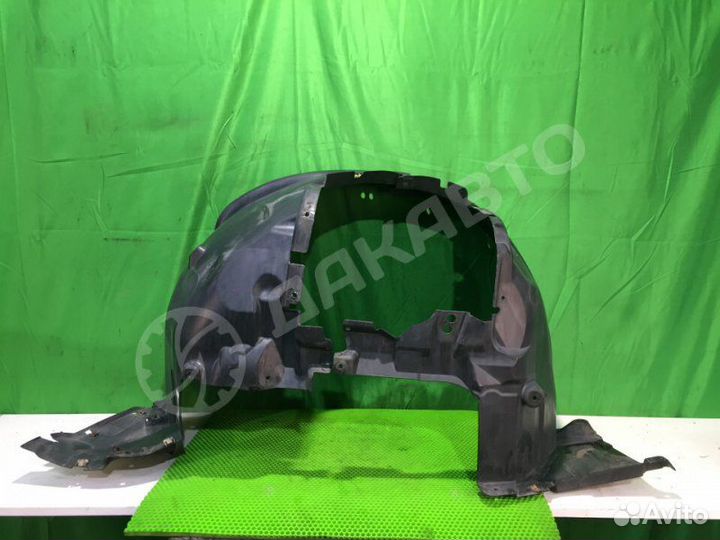 Подкрылок задняя часть передний правый Bmw X5 E70
