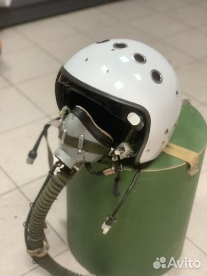 Авиационный шлем
