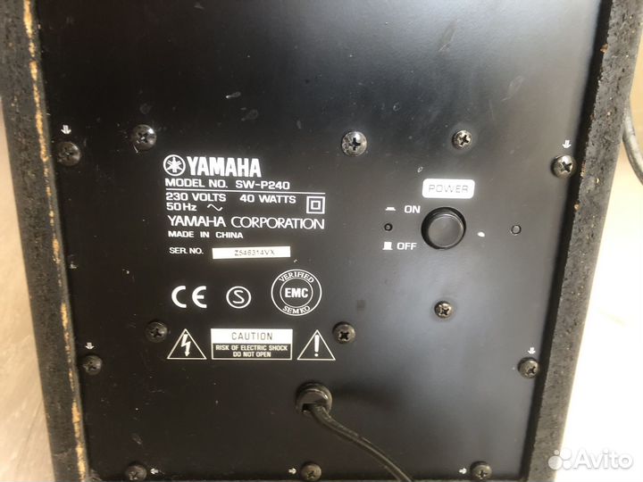 Активный сабвуфер Yamaha sw-p240