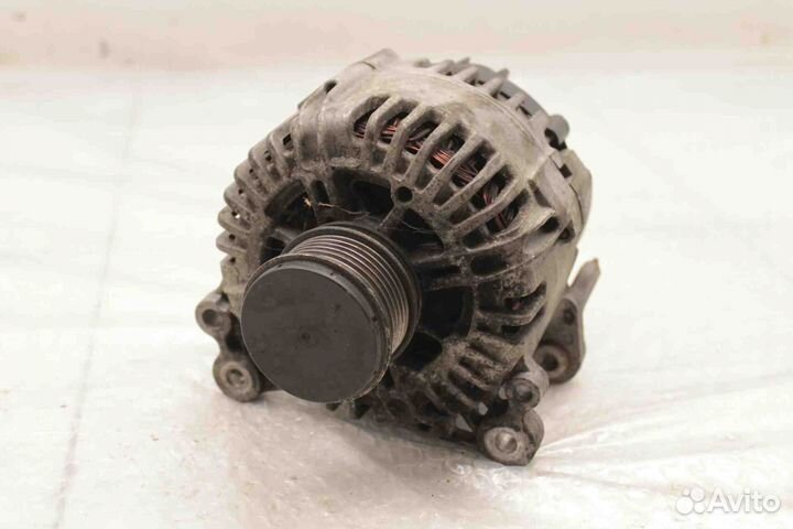 Генератор Volkswagen Tiguan 2007-2018 Passat C