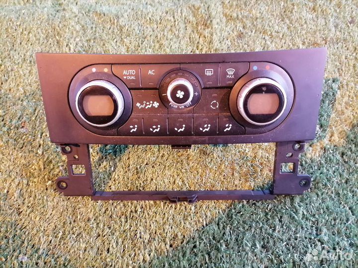 Блок управления климат-контролем 27500JY00A Renaul