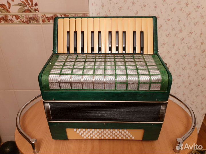 Аккордеон Юность 2. Лот 3. Видео