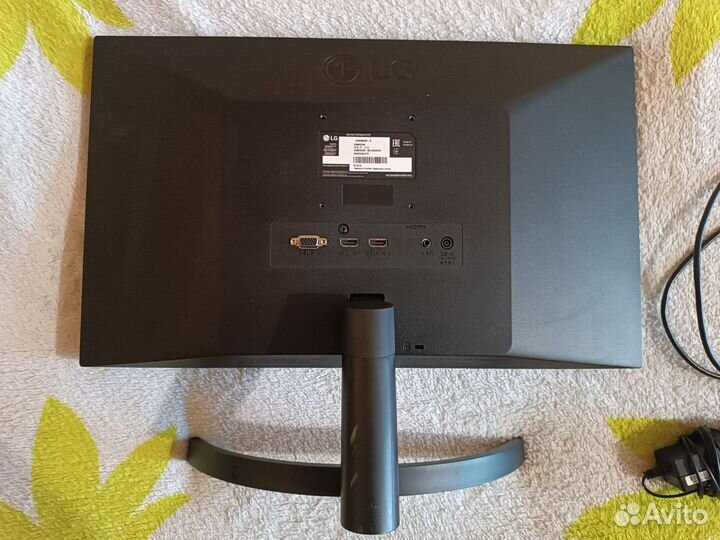 Монитор LG 21.5