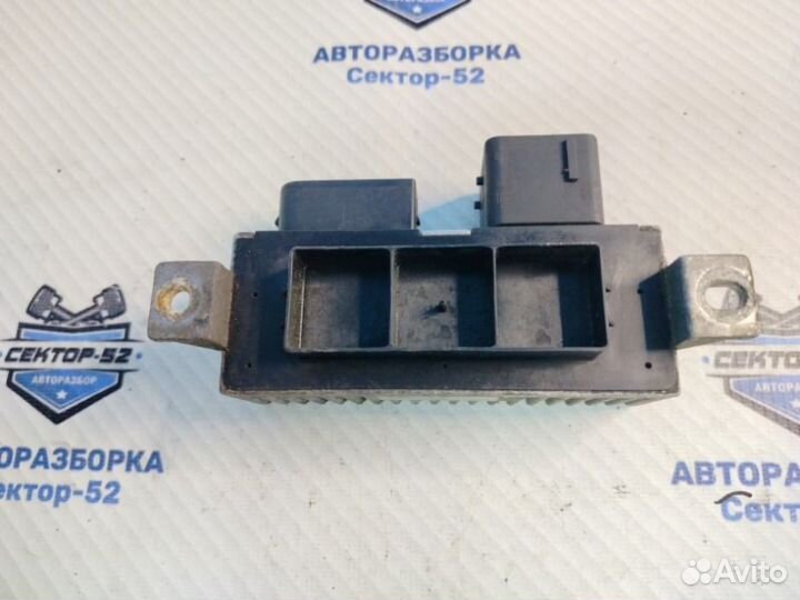 Реле свечей накала Nissan Qashqai J10