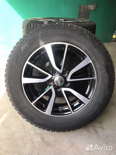 Gislaved Nord Frost 200 225/65 R17 106T