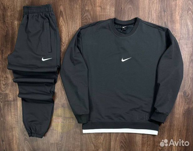 Спортивный костюм Nike