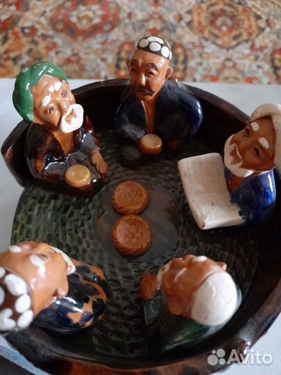 Статуэтка ручной работы