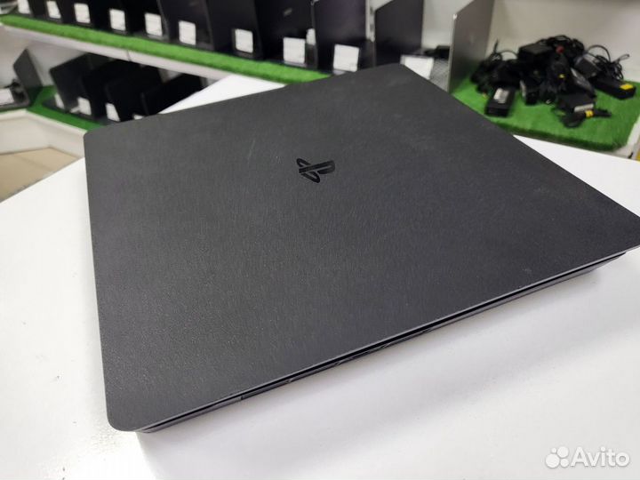 Sony Playstation 4 Slim 1000Gb 2 геймпада