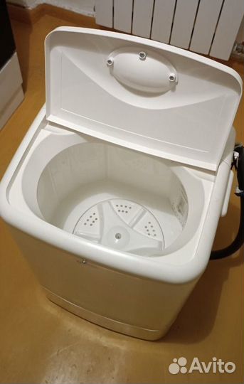 Машинка стиральная полуавтоматическая