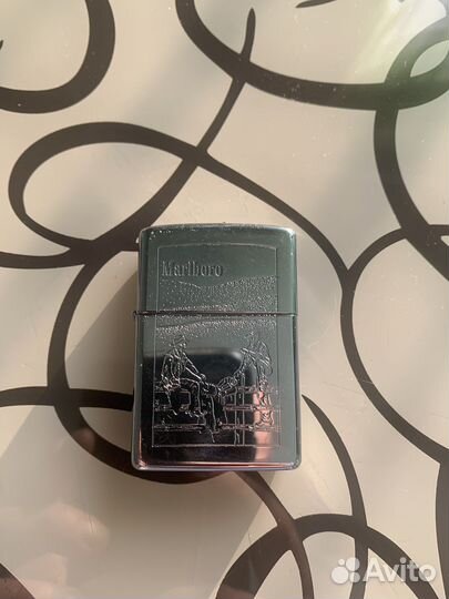 Продам zippo two cowboy