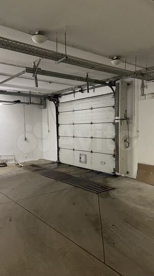 Машиноместо, 16 м²