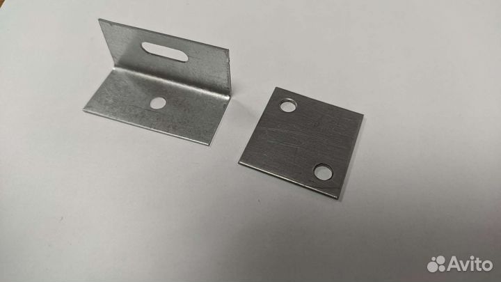 Крепежный кассетный уголок кру