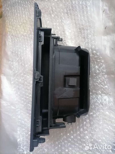 Подстаканник Mazda 3 BL