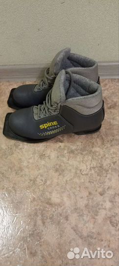 Лыжные ботинки 36