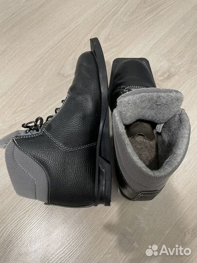 Ботинки лыжные, 38 размер