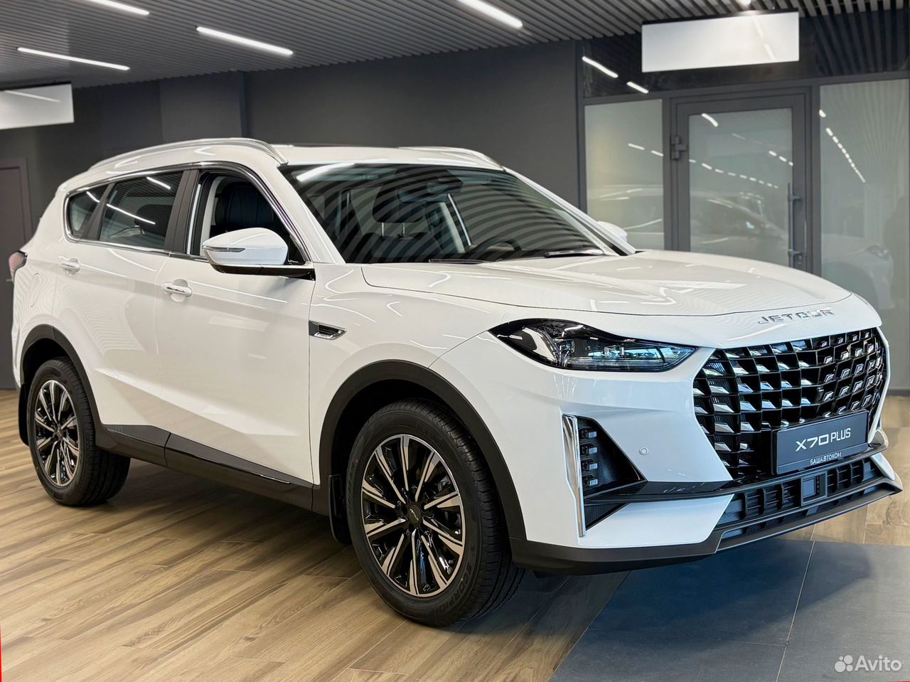 Jetour X70 Plus 1.6 AMT, 2026