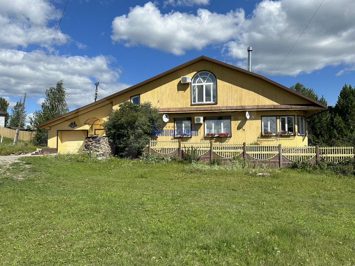 Дом 340 м² на участке 16 сот.