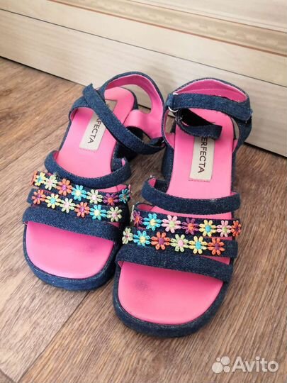 Босоножки для девочки