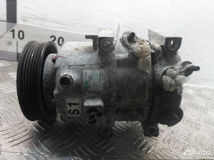 Компрессор системы кондиционирования Hyundai Santa