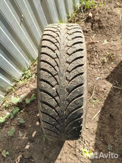 Sava Eskimo Stud 185/60 R15