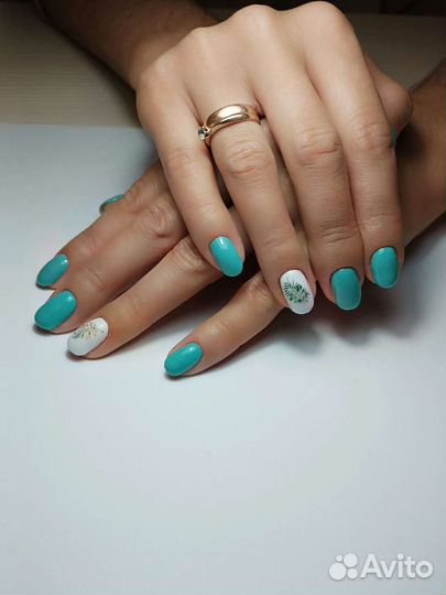 Маникюр-педикюр