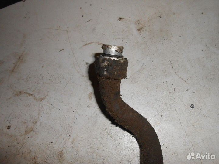 Шланг кондиционера (Mitsubishi Galant)