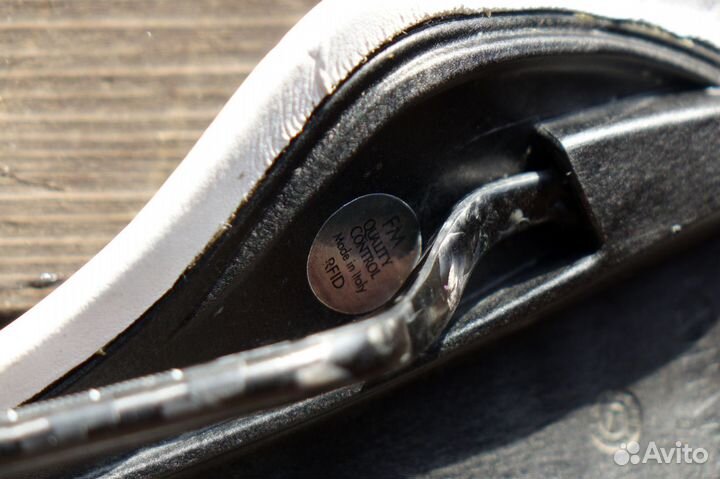 Велосипедное седло Selle Italia Most (130 mm)