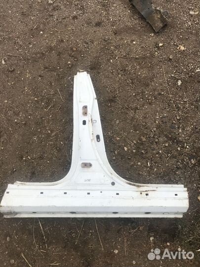 Порог со стойкой правый Hyundai Ix35 2010–2015