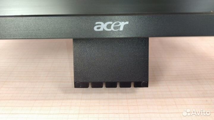 Монитор б/у 19